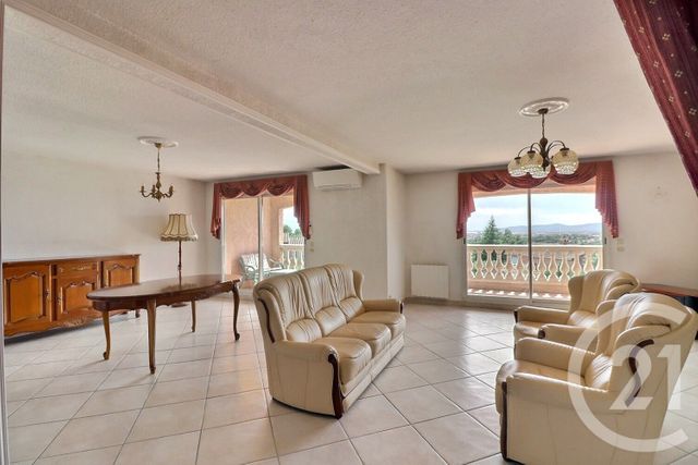 Appartement F4 à vendre - 4 pièces - 124.0 m2 - FREJUS - 83 - PROVENCE-ALPES-COTE-D-AZUR - Century 21 Sud Habitat