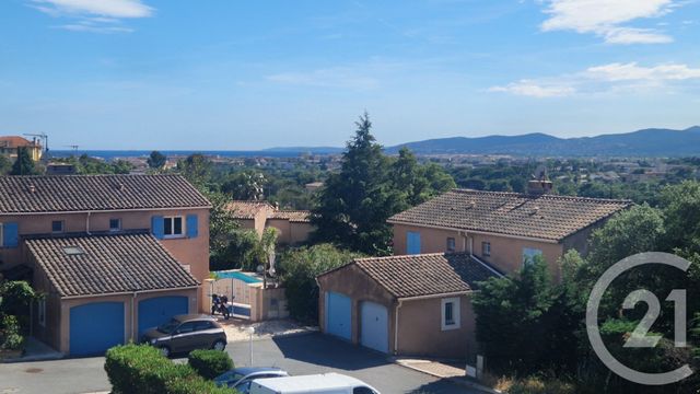 Appartement F4 à vendre - 4 pièces - 124.0 m2 - FREJUS - 83 - PROVENCE-ALPES-COTE-D-AZUR - Century 21 Sud Habitat