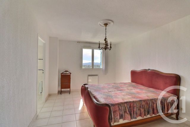 Appartement F4 à vendre - 4 pièces - 124.0 m2 - FREJUS - 83 - PROVENCE-ALPES-COTE-D-AZUR - Century 21 Sud Habitat