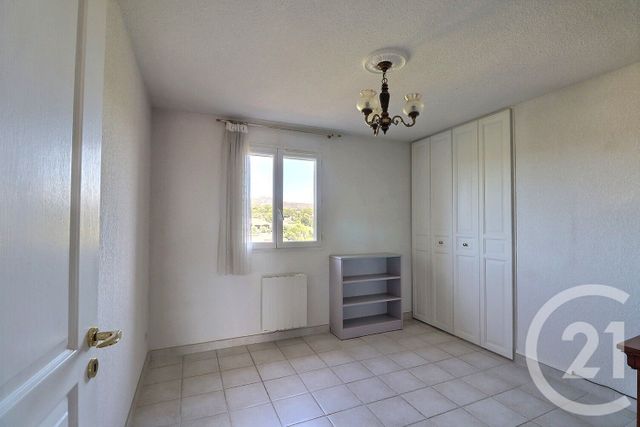Appartement F4 à vendre - 4 pièces - 124.0 m2 - FREJUS - 83 - PROVENCE-ALPES-COTE-D-AZUR - Century 21 Sud Habitat