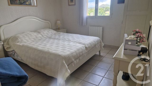 Appartement F4 à vendre - 4 pièces - 124.0 m2 - FREJUS - 83 - PROVENCE-ALPES-COTE-D-AZUR - Century 21 Sud Habitat