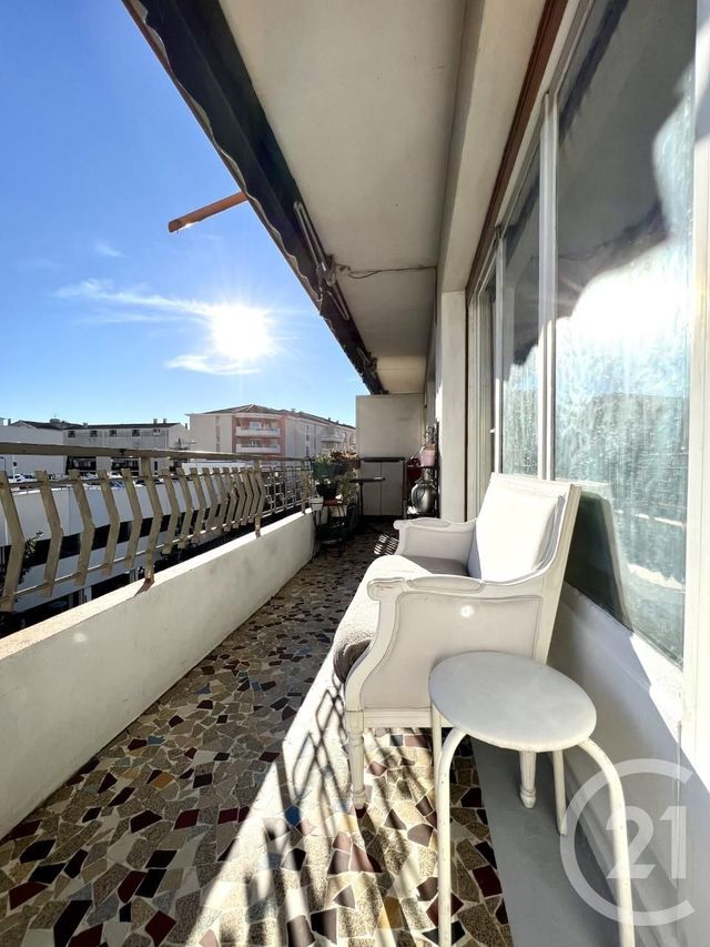 Appartement T3 à vendre - 3 pièces - 52.83 m2 - ST RAPHAEL - 83 - PROVENCE-ALPES-COTE-D-AZUR - Century 21 Sud Habitat