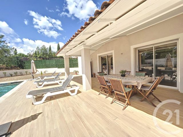 maison à vendre - 7 pièces - 177.0 m2 - ROQUEBRUNE SUR ARGENS - 83 - PROVENCE-ALPES-COTE-D-AZUR - Century 21 Sud Habitat