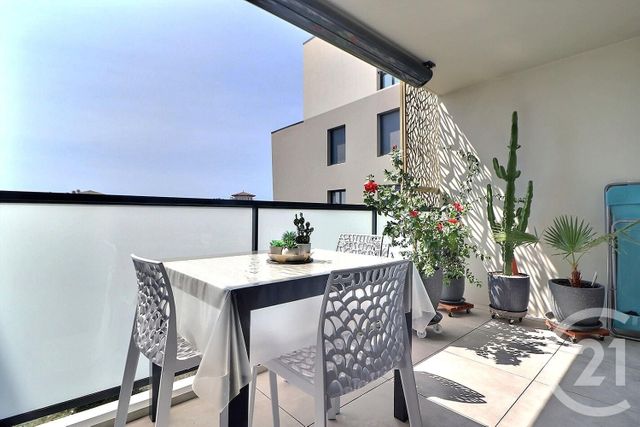 Appartement T3 à vendre - 3 pièces - 68.77 m2 - FREJUS - 83 - PROVENCE-ALPES-COTE-D-AZUR - Century 21 Sud Habitat