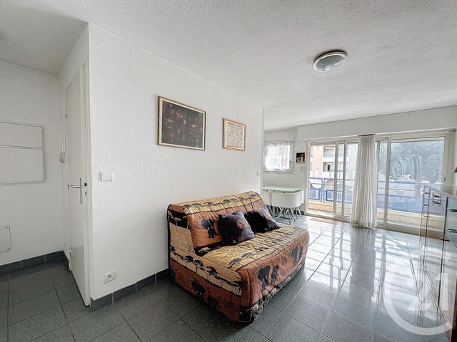 Appartement T2 à vendre - 2 pièces - 39.21 m2 - FREJUS - 83 - PROVENCE-ALPES-COTE-D-AZUR - Century 21 Sud Habitat