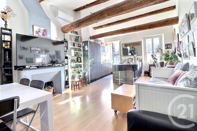 Appartement T3 à vendre - 3 pièces - 54.37 m2 - FREJUS - 83 - PROVENCE-ALPES-COTE-D-AZUR - Century 21 Sud Habitat