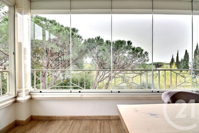 Appartement T2 à vendre - 2 pièces - 49.1 m2 - ST RAPHAEL - 83 - PROVENCE-ALPES-COTE-D-AZUR - Century 21 Sud Habitat