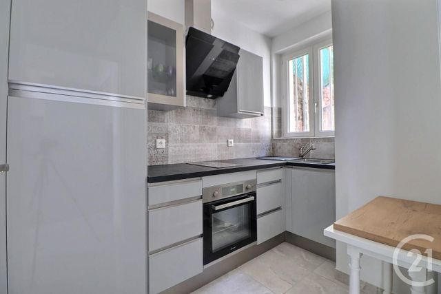 maison à vendre - 4 pièces - 77.0 m2 - ST RAPHAEL - 83 - PROVENCE-ALPES-COTE-D-AZUR - Century 21 Sud Habitat