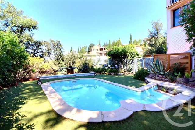 maison à vendre - 8 pièces - 148.0 m2 - FREJUS - 83 - PROVENCE-ALPES-COTE-D-AZUR - Century 21 Sud Habitat