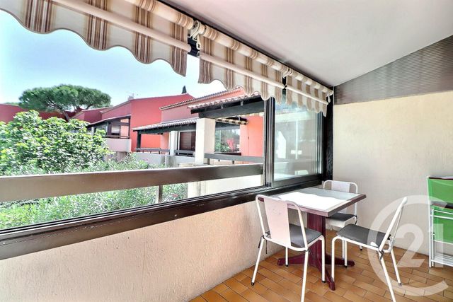 Afficher la photo en grand Appartement T3 à vendre - 3 pièces - 44.0 m2 - FREJUS - 83 - PROVENCE-ALPES-COTE-D-AZUR - Century 21 Sud Habitat