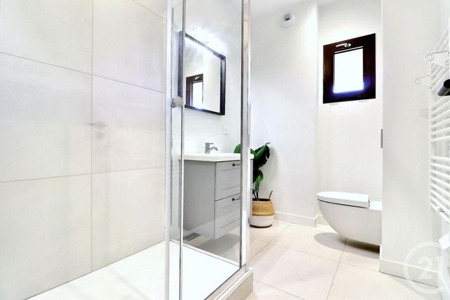 Appartement T3 à vendre - 3 pièces - 50.0 m2 - FREJUS - 83 - PROVENCE-ALPES-COTE-D-AZUR - Century 21 Sud Habitat