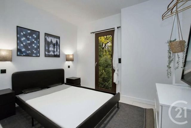 Appartement T3 à vendre - 3 pièces - 50.0 m2 - FREJUS - 83 - PROVENCE-ALPES-COTE-D-AZUR - Century 21 Sud Habitat