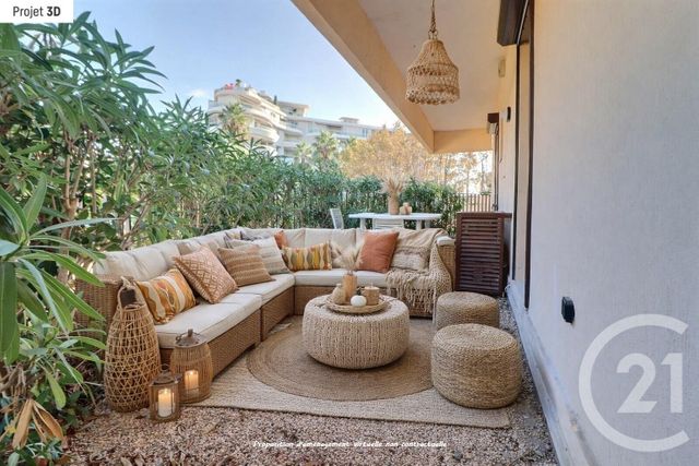 Appartement T3 à vendre - 3 pièces - 50.0 m2 - FREJUS - 83 - PROVENCE-ALPES-COTE-D-AZUR - Century 21 Sud Habitat
