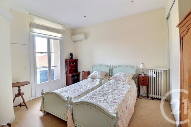 Appartement T4 à vendre - 4 pièces - 119.0 m2 - ST RAPHAEL - 83 - PROVENCE-ALPES-COTE-D-AZUR - Century 21 Sud Habitat