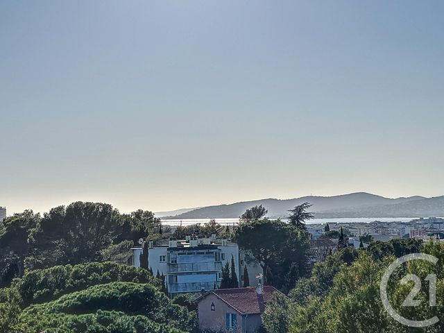 Appartement T3 à vendre - 3 pièces - 73.02 m2 - ST RAPHAEL - 83 - PROVENCE-ALPES-COTE-D-AZUR - Century 21 Sud Habitat