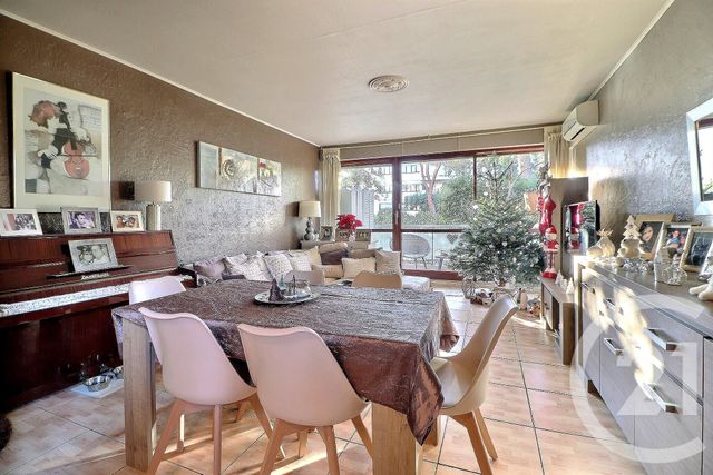 Appartement T3 à vendre - 3 pièces - 69.36 m2 - ST RAPHAEL - 83 - PROVENCE-ALPES-COTE-D-AZUR - Century 21 Sud Habitat