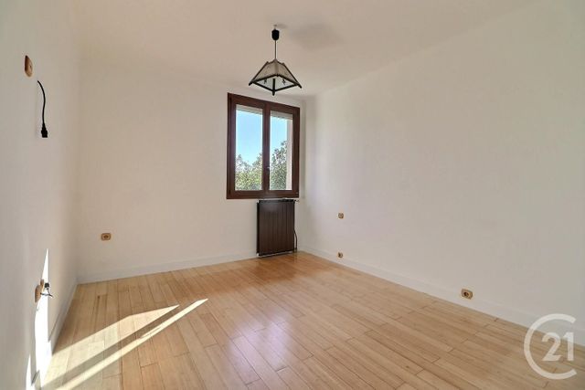 Appartement F2 à vendre - 2 pièces - 66.23 m2 - ST RAPHAEL - 83 - PROVENCE-ALPES-COTE-D-AZUR - Century 21 Sud Habitat