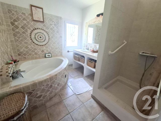 maison à vendre - 5 pièces - 105.0 m2 - FIGANIERES - 83 - PROVENCE-ALPES-COTE-D-AZUR - Century 21 Sud Habitat