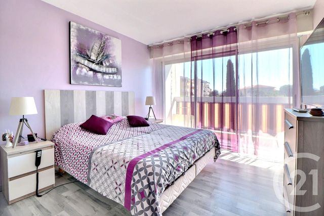 Appartement T3 à vendre - 3 pièces - 72.0 m2 - FREJUS - 83 - PROVENCE-ALPES-COTE-D-AZUR - Century 21 Sud Habitat