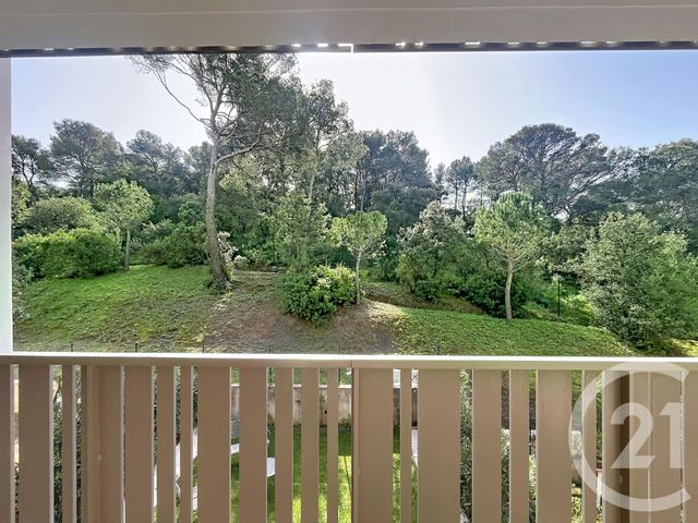 Appartement T3 à vendre - 3 pièces - 71.48 m2 - ST RAPHAEL - 83 - PROVENCE-ALPES-COTE-D-AZUR - Century 21 Sud Habitat