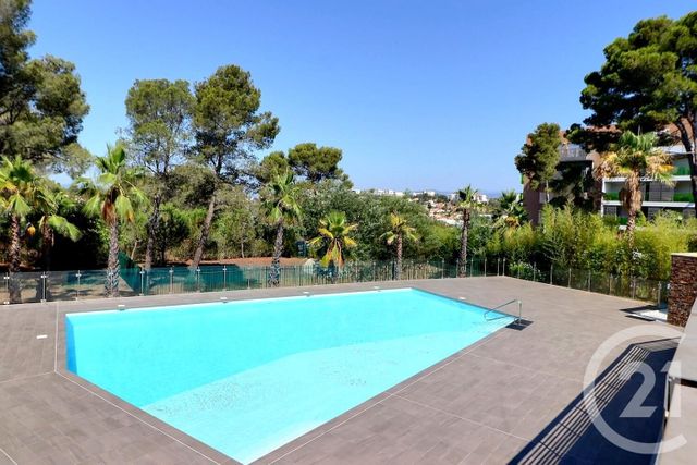 Appartement T3 à vendre - 3 pièces - 71.48 m2 - ST RAPHAEL - 83 - PROVENCE-ALPES-COTE-D-AZUR - Century 21 Sud Habitat