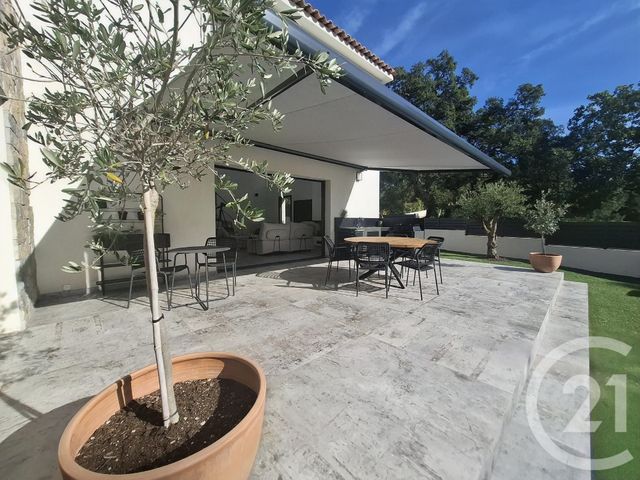 maison à vendre - 5 pièces - 145.0 m2 - FREJUS - 83 - PROVENCE-ALPES-COTE-D-AZUR - Century 21 Sud Habitat