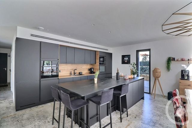 maison à vendre - 5 pièces - 145.0 m2 - FREJUS - 83 - PROVENCE-ALPES-COTE-D-AZUR - Century 21 Sud Habitat