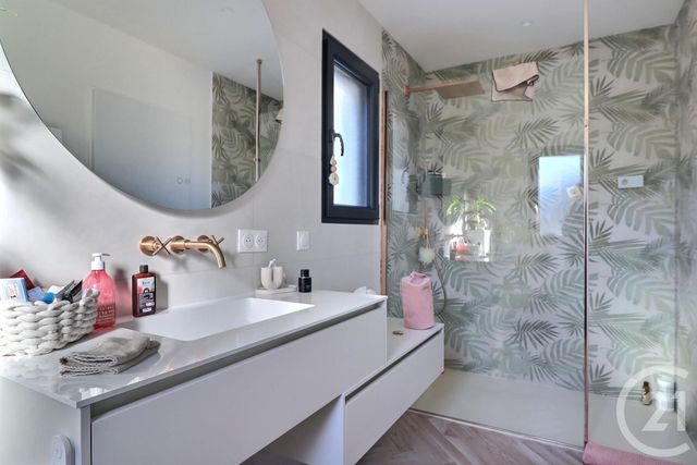 maison à vendre - 5 pièces - 145.0 m2 - FREJUS - 83 - PROVENCE-ALPES-COTE-D-AZUR - Century 21 Sud Habitat