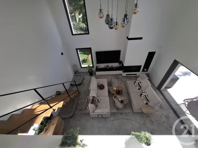 maison à vendre - 5 pièces - 145.0 m2 - FREJUS - 83 - PROVENCE-ALPES-COTE-D-AZUR - Century 21 Sud Habitat