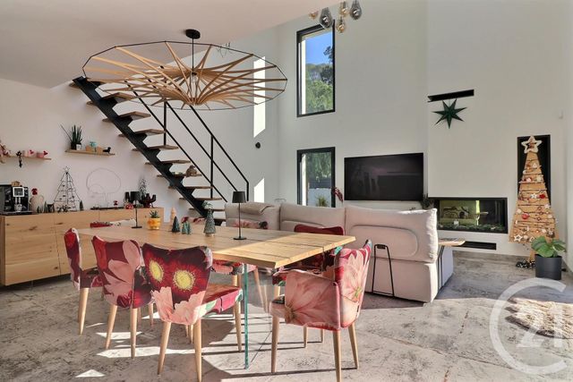maison à vendre - 5 pièces - 145.0 m2 - FREJUS - 83 - PROVENCE-ALPES-COTE-D-AZUR - Century 21 Sud Habitat