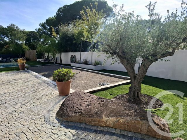 maison à vendre - 5 pièces - 145.0 m2 - FREJUS - 83 - PROVENCE-ALPES-COTE-D-AZUR - Century 21 Sud Habitat