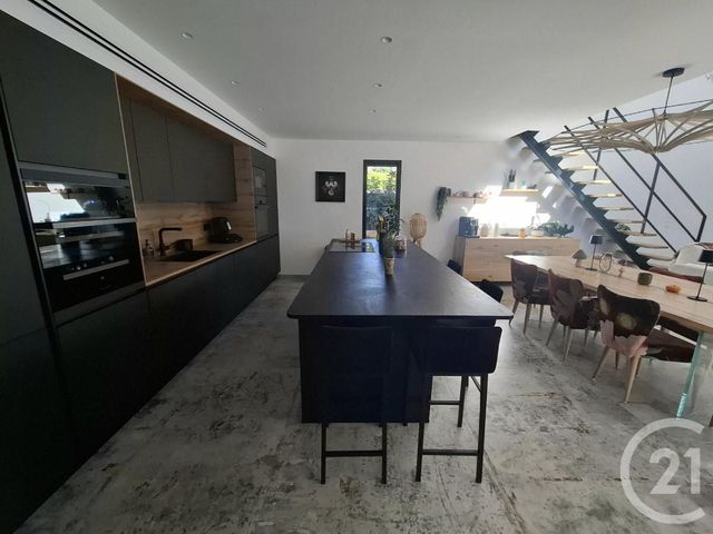 maison à vendre - 5 pièces - 145.0 m2 - FREJUS - 83 - PROVENCE-ALPES-COTE-D-AZUR - Century 21 Sud Habitat