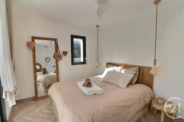 maison à vendre - 5 pièces - 145.0 m2 - FREJUS - 83 - PROVENCE-ALPES-COTE-D-AZUR - Century 21 Sud Habitat