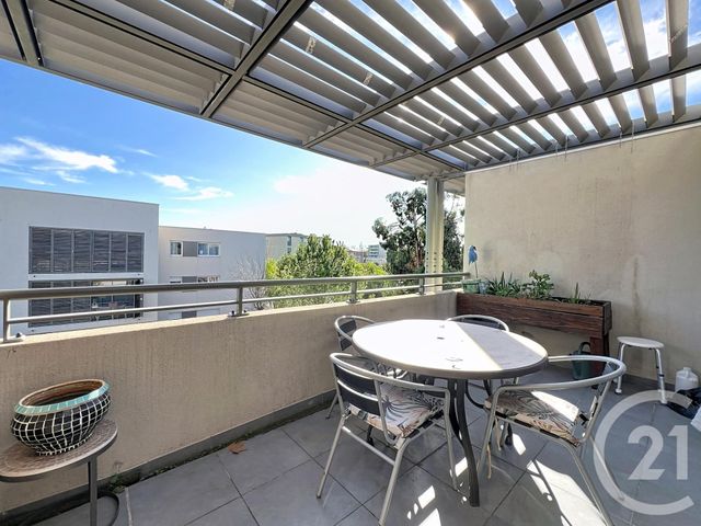 Appartement F3 à vendre - 3 pièces - 63.23 m2 - FREJUS - 83 - PROVENCE-ALPES-COTE-D-AZUR - Century 21 Sud Habitat