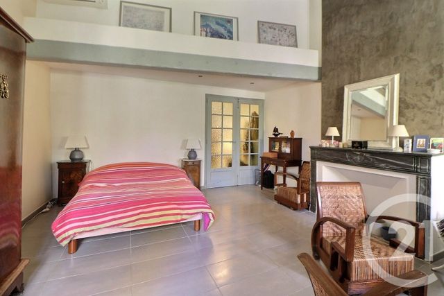 Appartement F3 à vendre - 3 pièces - 85.1 m2 - FREJUS - 83 - PROVENCE-ALPES-COTE-D-AZUR - Century 21 Sud Habitat