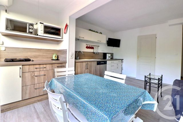 Appartement T2 à vendre - 2 pièces - 30.47 m2 - FREJUS - 83 - PROVENCE-ALPES-COTE-D-AZUR - Century 21 Sud Habitat