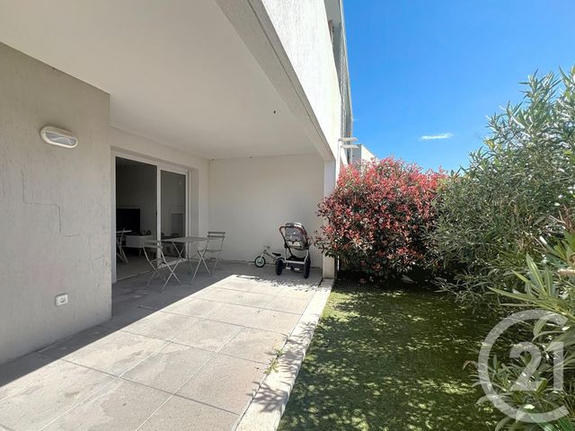 Appartement T3 à vendre - 3 pièces - 66.0 m2 - PUGET SUR ARGENS - 83 - PROVENCE-ALPES-COTE-D-AZUR - Century 21 Sud Habitat