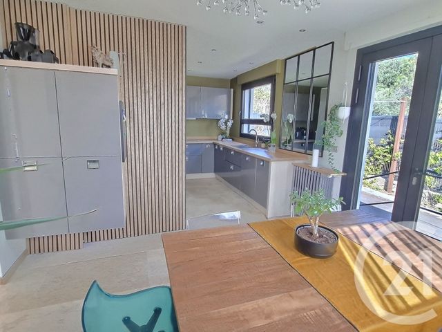 maison à vendre - 6 pièces - 184.0 m2 - ST RAPHAEL - 83 - PROVENCE-ALPES-COTE-D-AZUR - Century 21 Sud Habitat