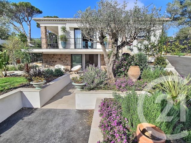 maison à vendre - 6 pièces - 184.0 m2 - ST RAPHAEL - 83 - PROVENCE-ALPES-COTE-D-AZUR - Century 21 Sud Habitat