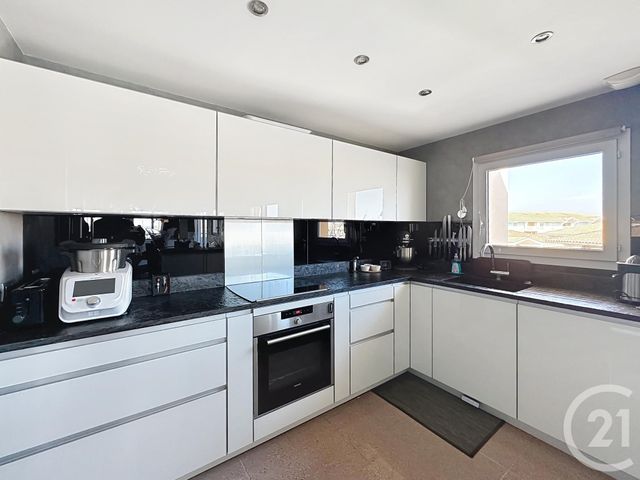 Appartement T6 à vendre - 6 pièces - 150.0 m2 - FREJUS - 83 - PROVENCE-ALPES-COTE-D-AZUR - Century 21 Sud Habitat