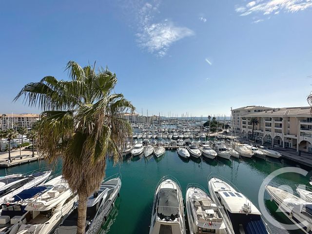Appartement T6 à vendre - 6 pièces - 150.0 m2 - FREJUS - 83 - PROVENCE-ALPES-COTE-D-AZUR - Century 21 Sud Habitat