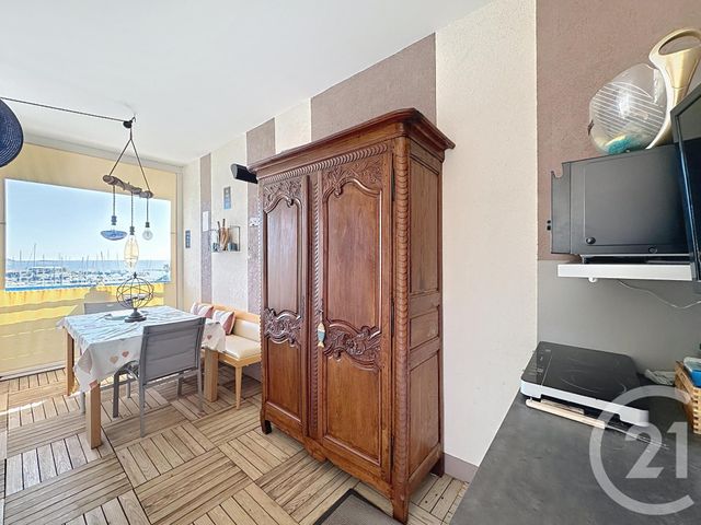 Appartement T6 à vendre - 6 pièces - 150.0 m2 - FREJUS - 83 - PROVENCE-ALPES-COTE-D-AZUR - Century 21 Sud Habitat