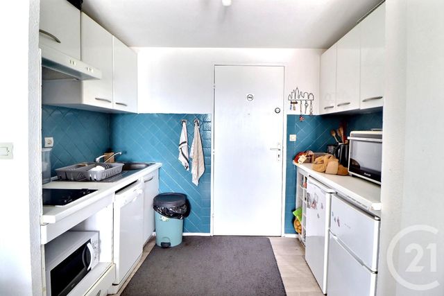 Appartement T2 à vendre - 2 pièces - 36.09 m2 - FREJUS - 83 - PROVENCE-ALPES-COTE-D-AZUR - Century 21 Sud Habitat