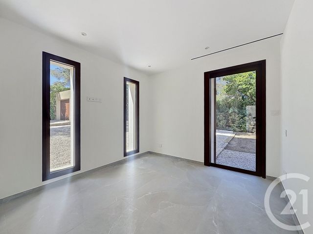 maison à vendre - 7 pièces - 182.0 m2 - ROQUEBRUNE SUR ARGENS - 83 - PROVENCE-ALPES-COTE-D-AZUR - Century 21 Sud Habitat