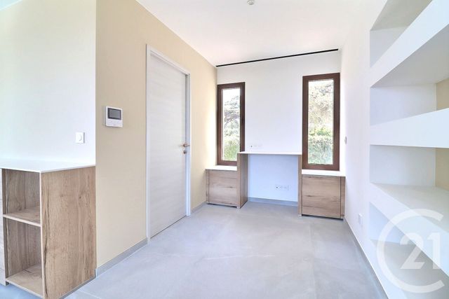 maison à vendre - 7 pièces - 182.0 m2 - ROQUEBRUNE SUR ARGENS - 83 - PROVENCE-ALPES-COTE-D-AZUR - Century 21 Sud Habitat