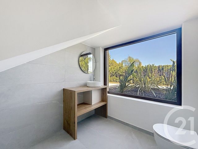 maison à vendre - 7 pièces - 182.0 m2 - ROQUEBRUNE SUR ARGENS - 83 - PROVENCE-ALPES-COTE-D-AZUR - Century 21 Sud Habitat