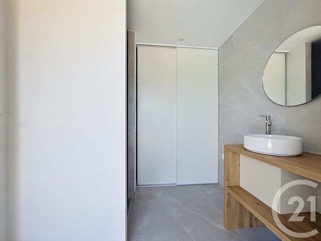 maison à vendre - 7 pièces - 182.0 m2 - ROQUEBRUNE SUR ARGENS - 83 - PROVENCE-ALPES-COTE-D-AZUR - Century 21 Sud Habitat