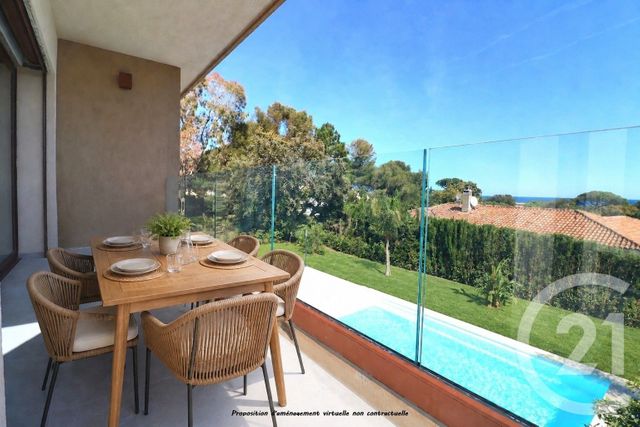 maison à vendre - 7 pièces - 182.0 m2 - ROQUEBRUNE SUR ARGENS - 83 - PROVENCE-ALPES-COTE-D-AZUR - Century 21 Sud Habitat