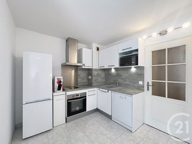 Appartement T2 à vendre - 2 pièces - 34.86 m2 - ST RAPHAEL - 83 - PROVENCE-ALPES-COTE-D-AZUR - Century 21 Sud Habitat