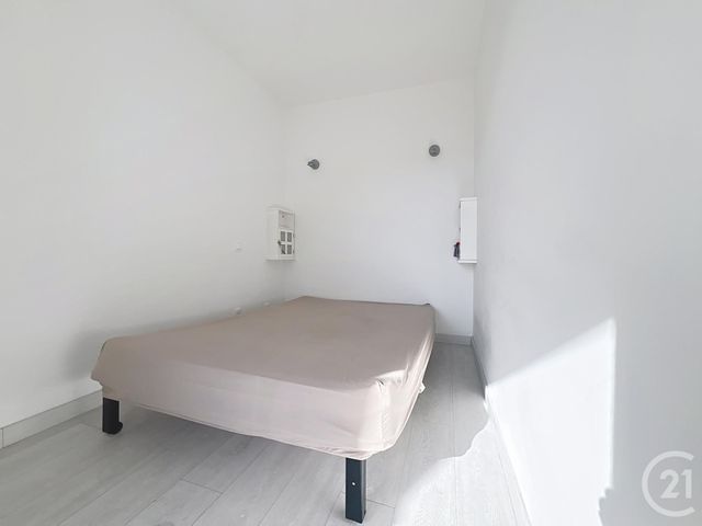Appartement T2 à vendre - 2 pièces - 34.86 m2 - ST RAPHAEL - 83 - PROVENCE-ALPES-COTE-D-AZUR - Century 21 Sud Habitat
